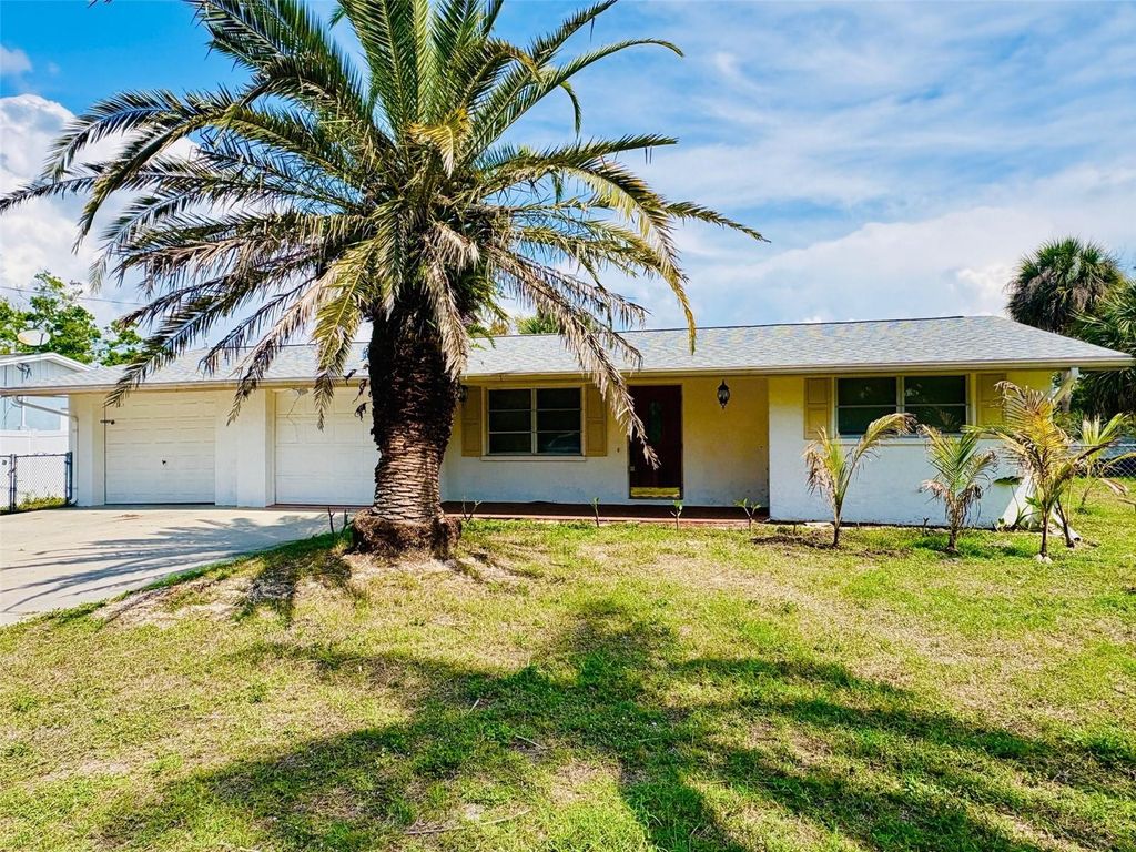 605 BARNES PARKWAY, Nokomis, FL 34275