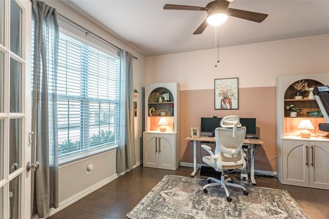 208 Lemley Drive, Fort Worth, TX 76131