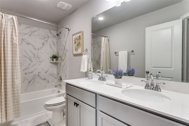 208 Lemley Drive, Fort Worth, TX 76131