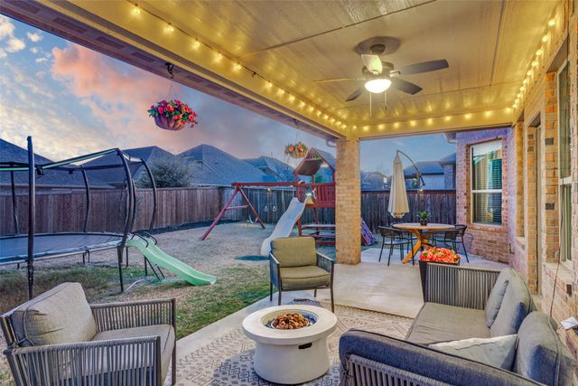 208 Lemley Drive, Fort Worth, TX 76131