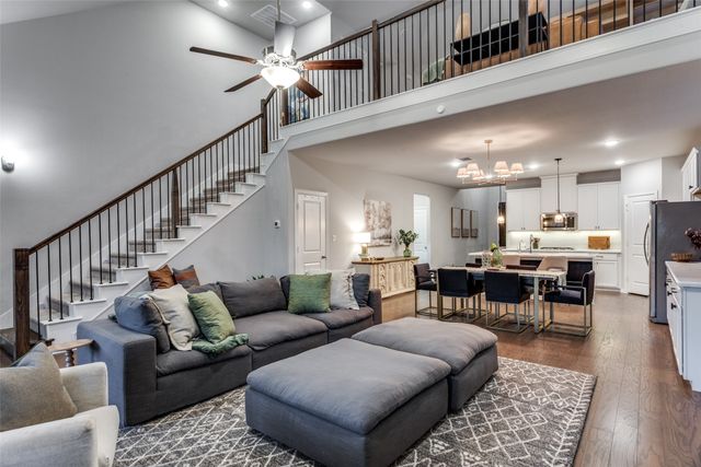 208 Lemley Drive, Fort Worth, TX 76131