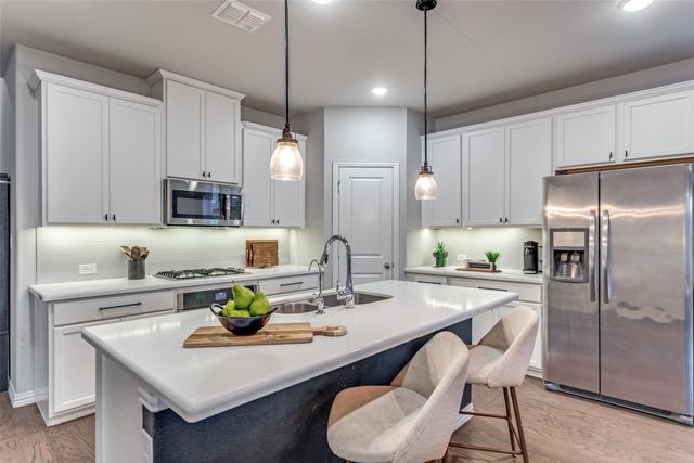 208 Lemley Drive, Fort Worth, TX 76131