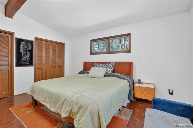 3301 Jewell Road, Howell, MI 48843