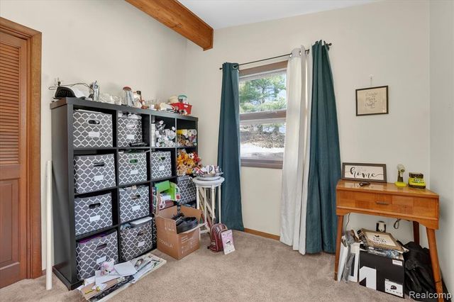 3301 Jewell Road, Howell, MI 48843