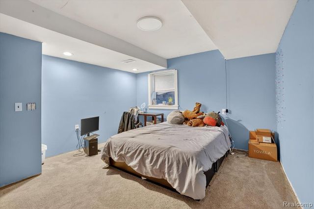 3301 Jewell Road, Howell, MI 48843