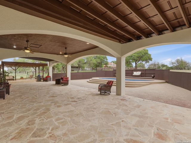 603 Sunshine Meadow, Adkins, TX 78101