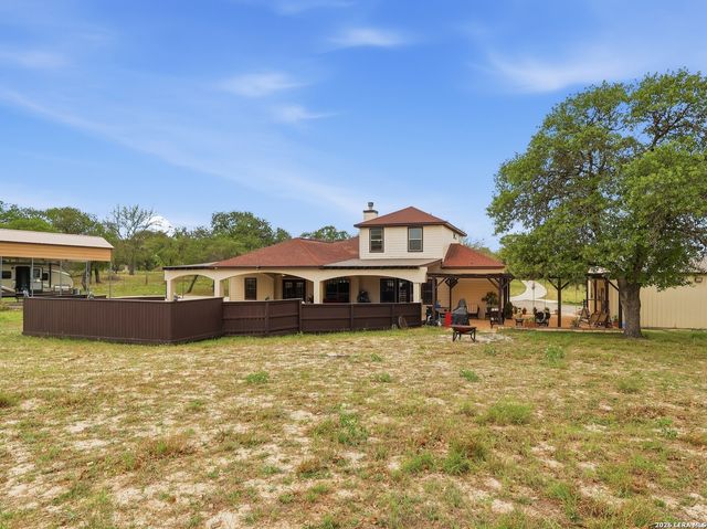 603 Sunshine Meadow, Adkins, TX 78101