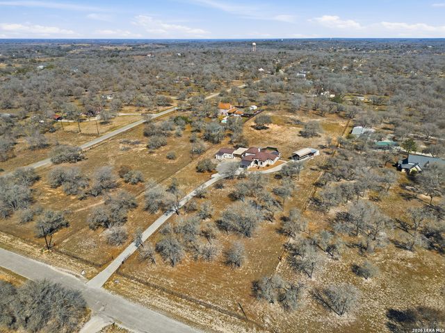 603 Sunshine Meadow, Adkins, TX 78101