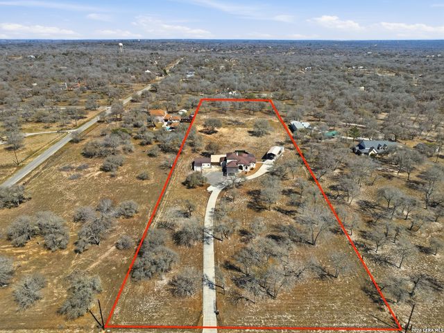 603 Sunshine Meadow, Adkins, TX 78101