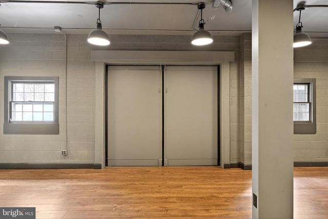 2389 FOREST GROVE RD, Furlong, PA 18925