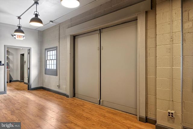 2389 FOREST GROVE RD, Furlong, PA 18925