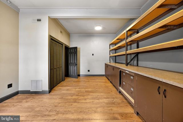 2389 FOREST GROVE RD, Furlong, PA 18925