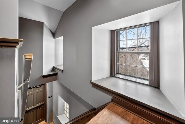 2389 FOREST GROVE RD, Furlong, PA 18925