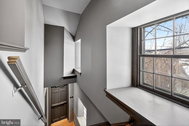 2389 FOREST GROVE RD, Furlong, PA 18925