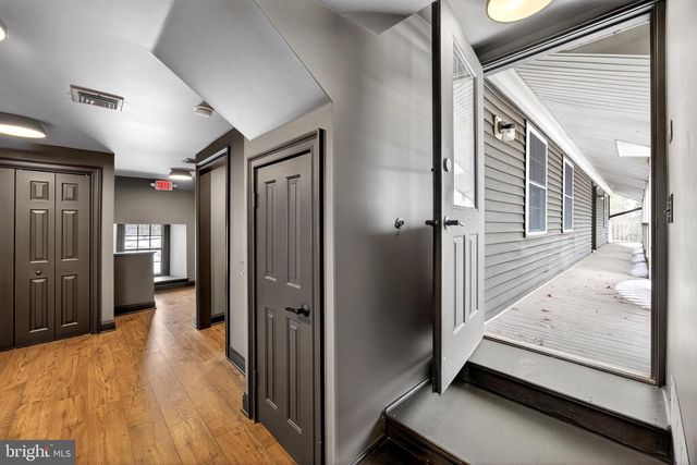 2389 FOREST GROVE RD, Furlong, PA 18925