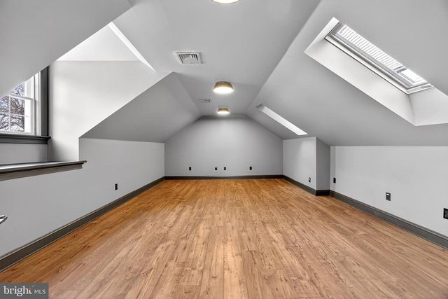 2389 FOREST GROVE RD, Furlong, PA 18925