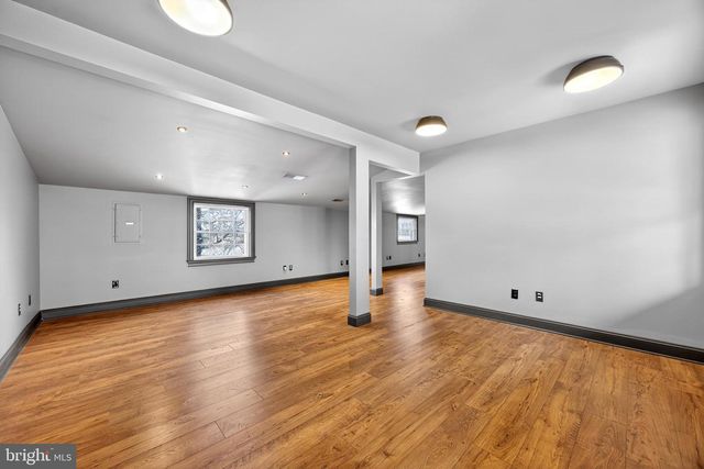 2389 FOREST GROVE RD, Furlong, PA 18925