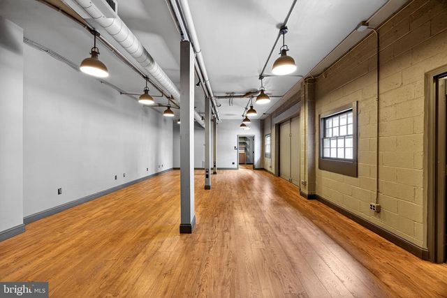 2389 FOREST GROVE RD, Furlong, PA 18925