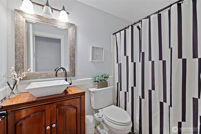 914 S 30th Place, Renton, WA 98055