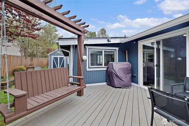 914 S 30th Place, Renton, WA 98055