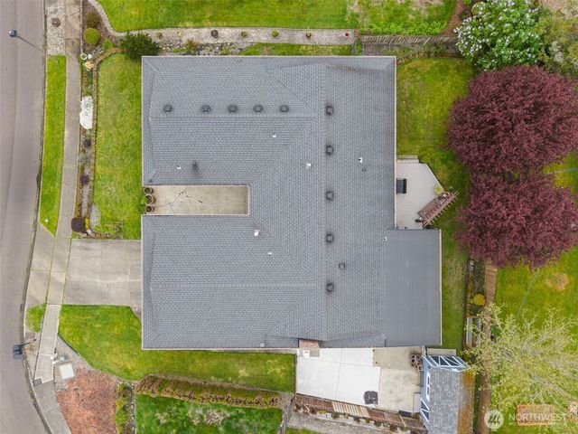 914 S 30th Place, Renton, WA 98055