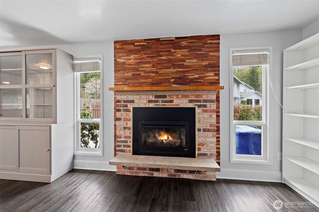 914 S 30th Place, Renton, WA 98055