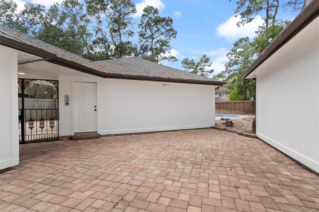 17407 Fairway Oaks Drive, Spring, TX 77379