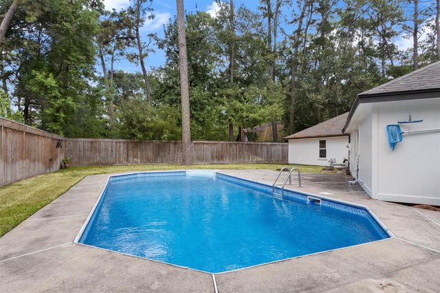 17407 Fairway Oaks Drive, Spring, TX 77379
