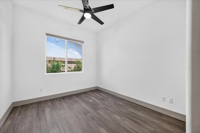 655 Huntington Avenue S, Madera, CA 93636