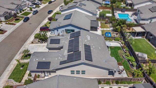 655 Huntington Avenue S, Madera, CA 93636