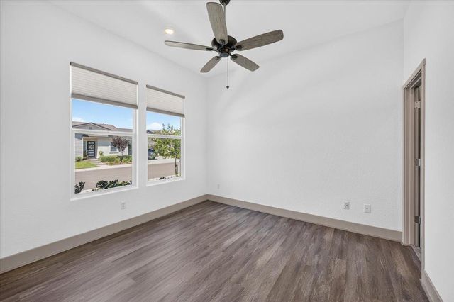 655 Huntington Avenue S, Madera, CA 93636