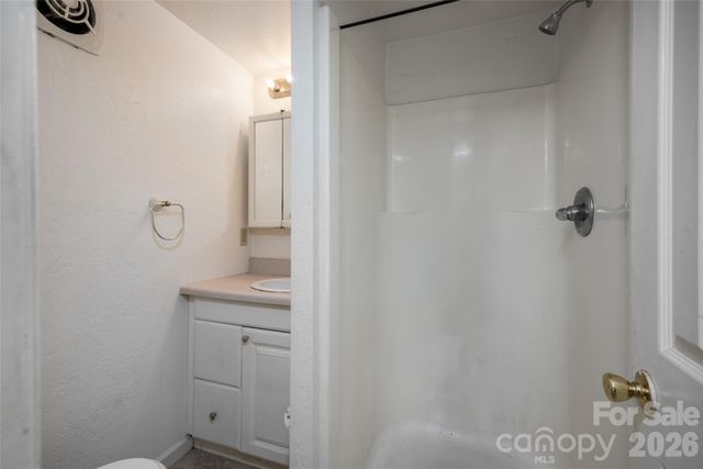 52 Blake Drive, Arden, NC 28704