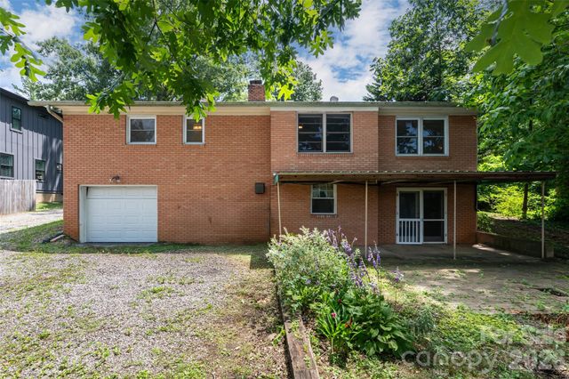 52 Blake Drive, Arden, NC 28704