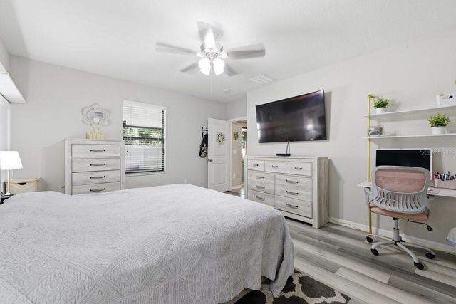 5027 BRICKWOOD RISE DRIVE, Wimauma, FL 33598