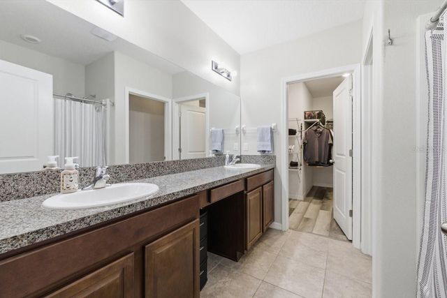 5027 BRICKWOOD RISE DRIVE, Wimauma, FL 33598
