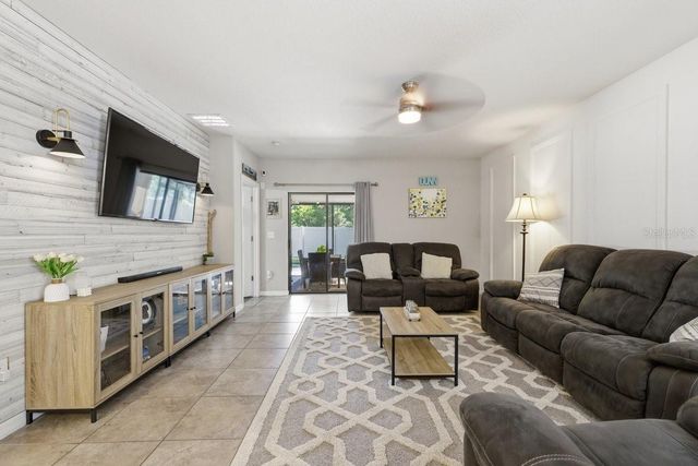 5027 BRICKWOOD RISE DRIVE, Wimauma, FL 33598