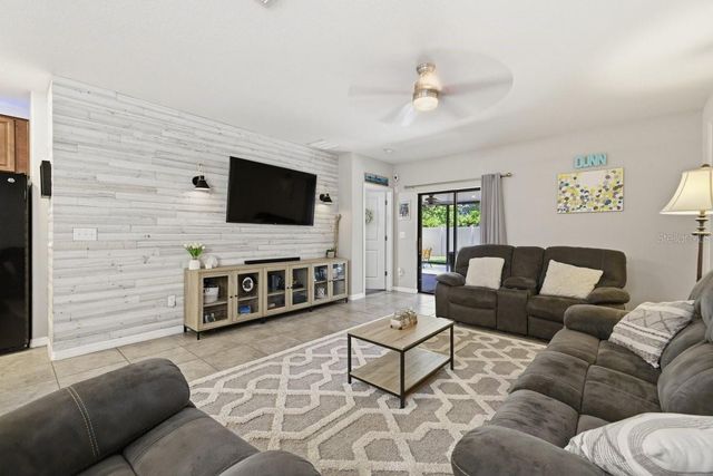 5027 BRICKWOOD RISE DRIVE, Wimauma, FL 33598