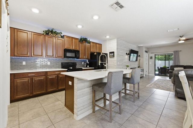 5027 BRICKWOOD RISE DRIVE, Wimauma, FL 33598