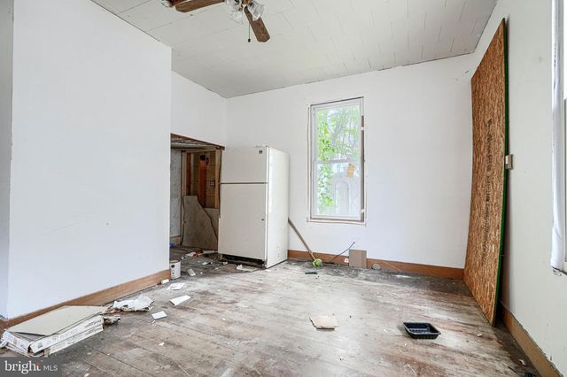 316 W END AVE, Cambridge, MD 21613