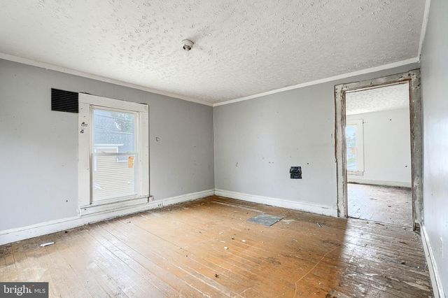316 W END AVE, Cambridge, MD 21613