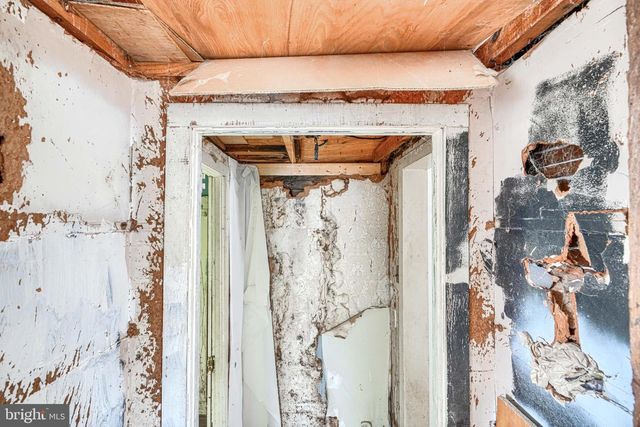 316 W END AVE, Cambridge, MD 21613