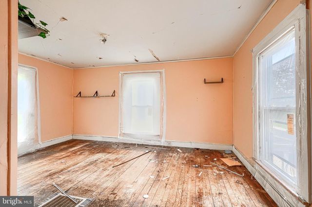 316 W END AVE, Cambridge, MD 21613