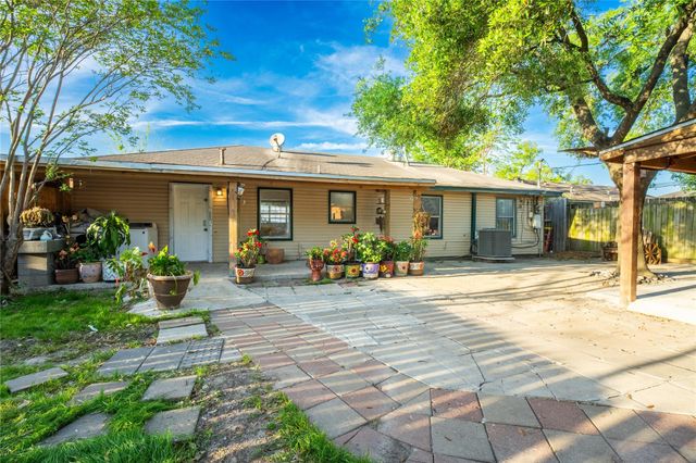 13506 Bandera Street, Houston, TX 77015