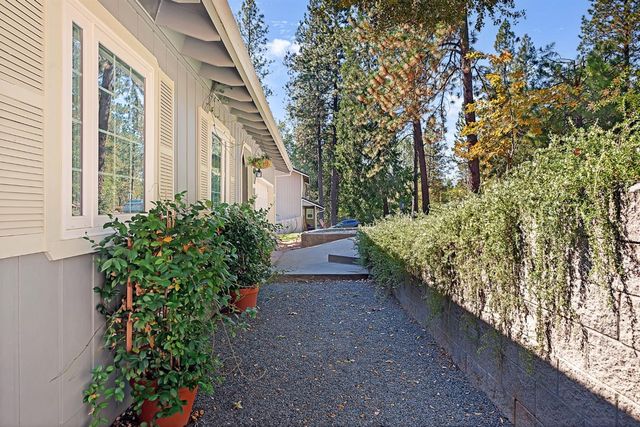 15313 Sierra Star Ln, Grass Valley, CA 95949