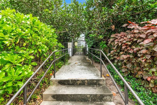 2121 N Ocean Blvd 902W, Boca Raton, FL 33431