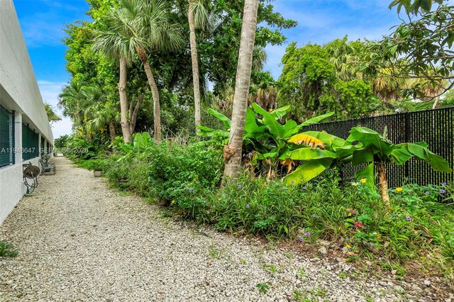 2121 N Ocean Blvd 902W, Boca Raton, FL 33431