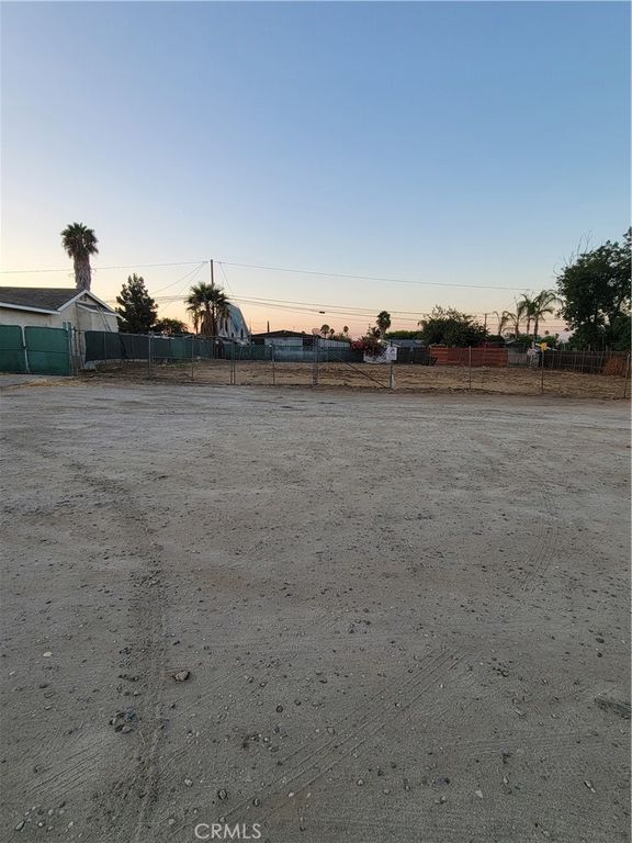 0 W 4th St, Perris, CA 92570 — exterior