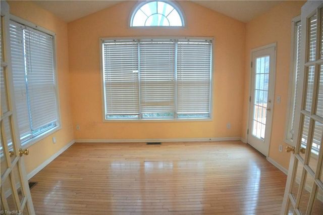 4324 Clovelly Drive, Greensboro, NC 27407