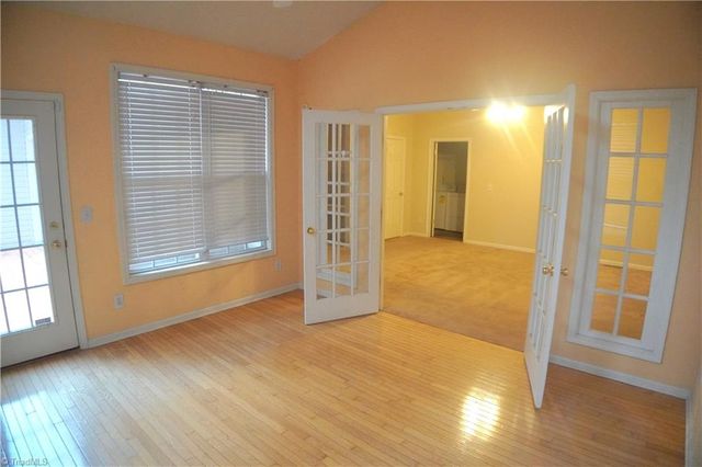 4324 Clovelly Drive, Greensboro, NC 27407