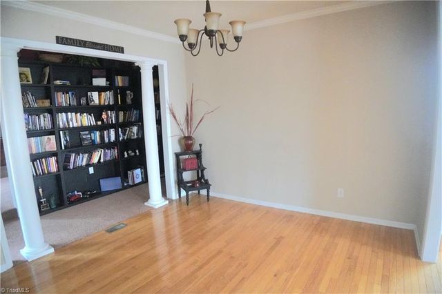 4324 Clovelly Drive, Greensboro, NC 27407